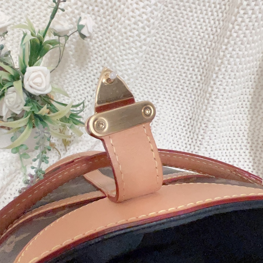Louis Vuitton monogram duffle bucket bag - Picture 7 of 14